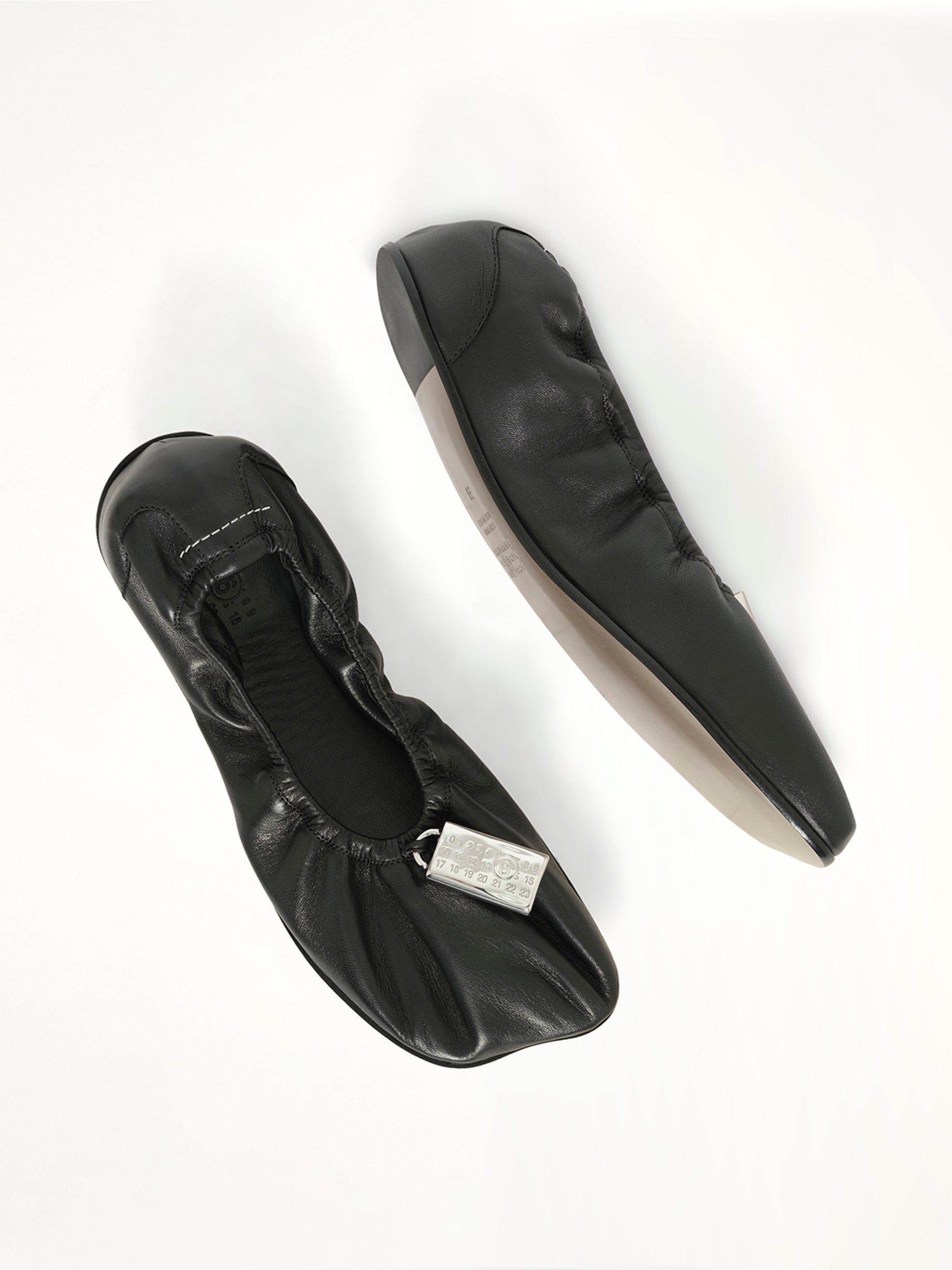 Lock Ballet Shoe in Black