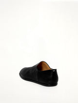 Tabi Babouche Grain Leather in Black