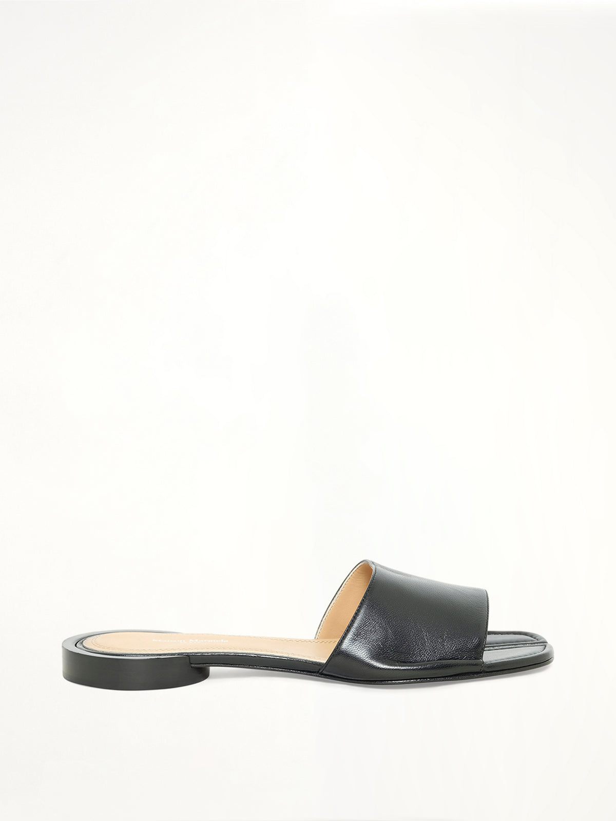 Tabi Sandals Flat in Black