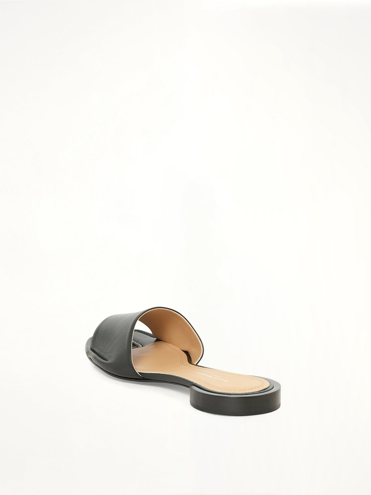 Tabi Sandals Flat in Black
