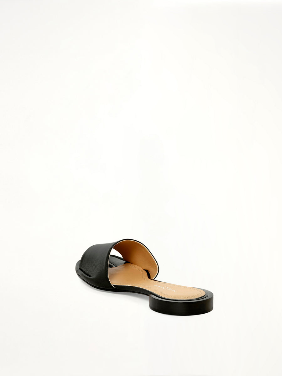Tabi Sandals Flat in Black