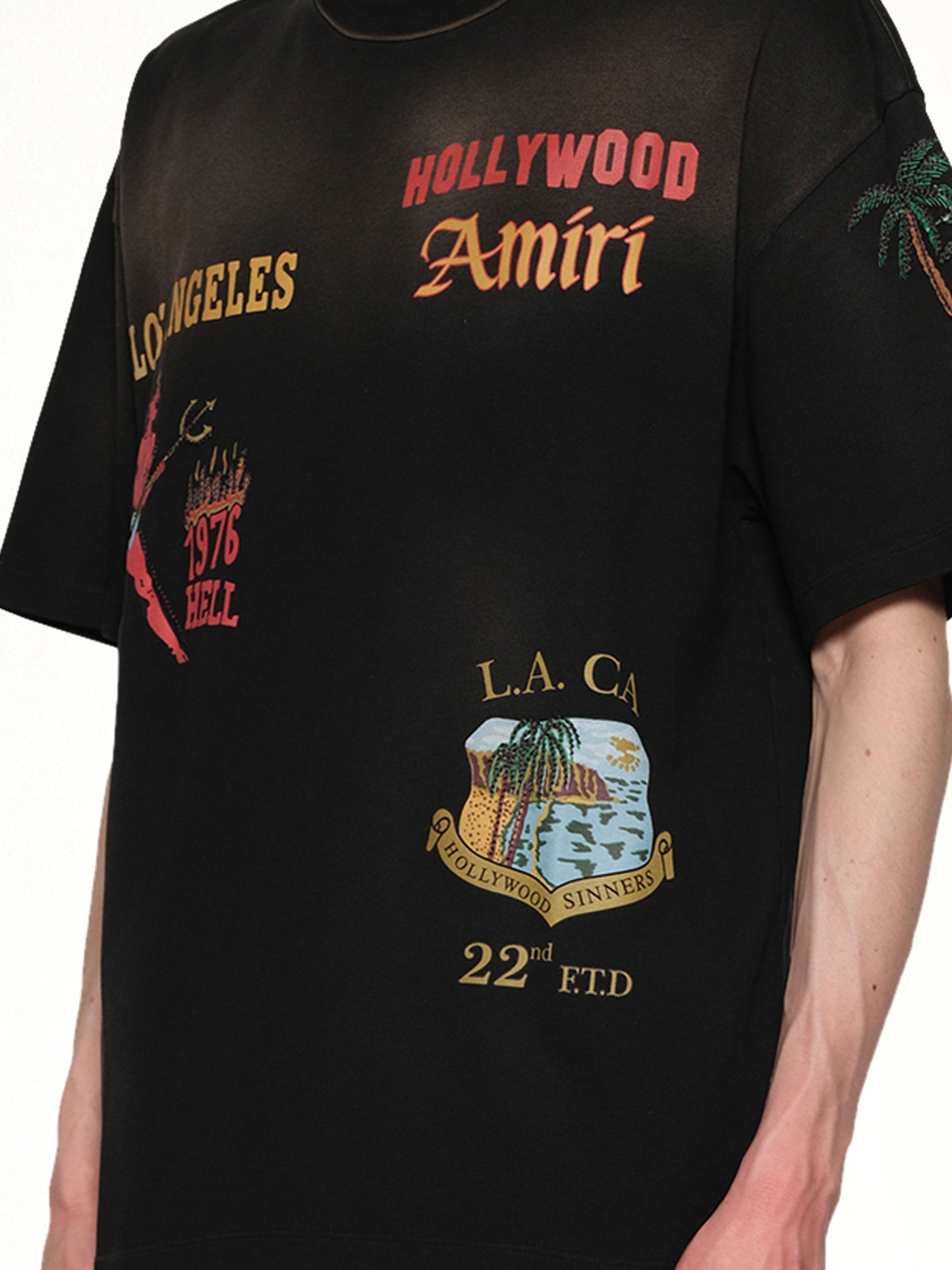 Sinners Oversized T-Shirt in Black