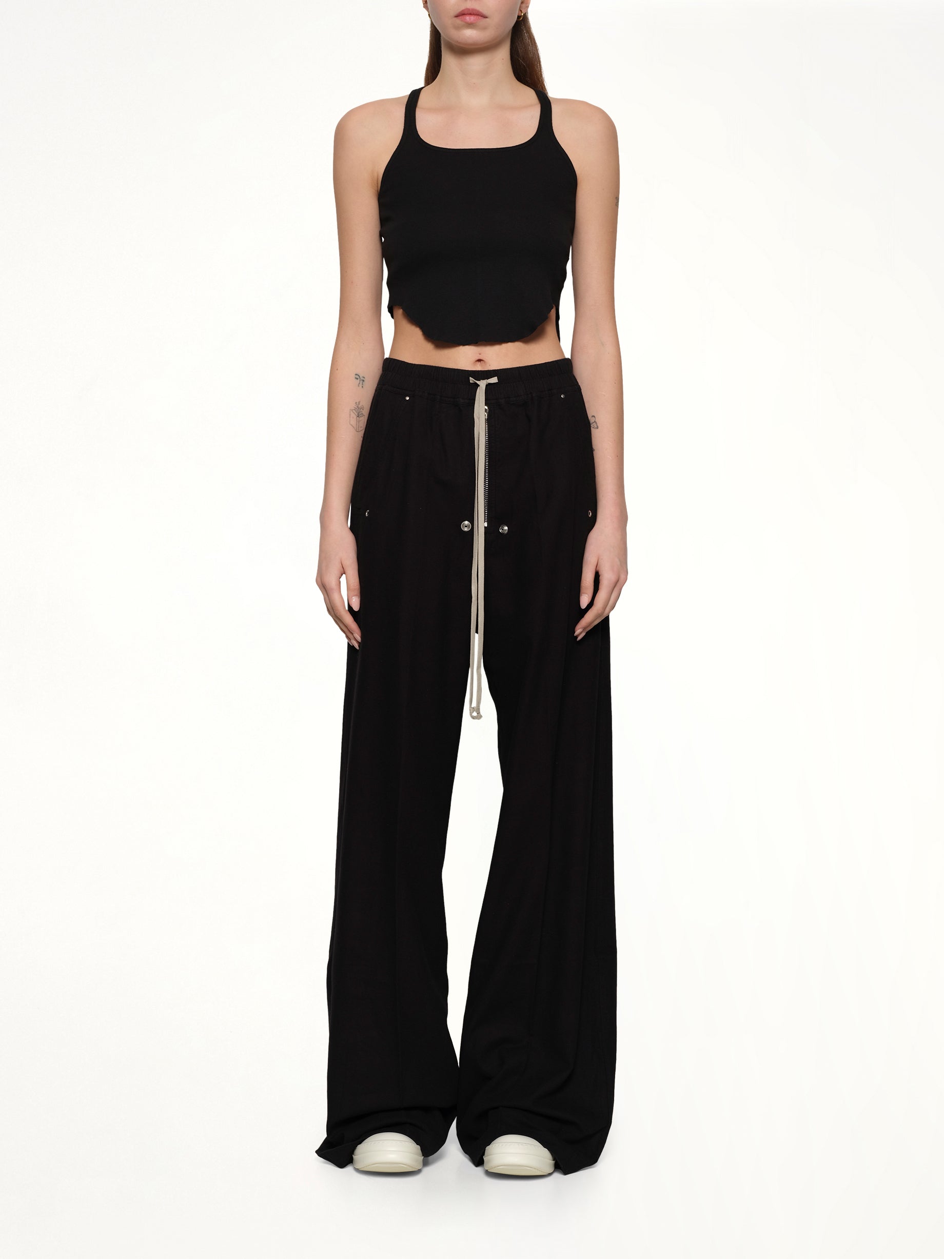 Geth Belas in Black