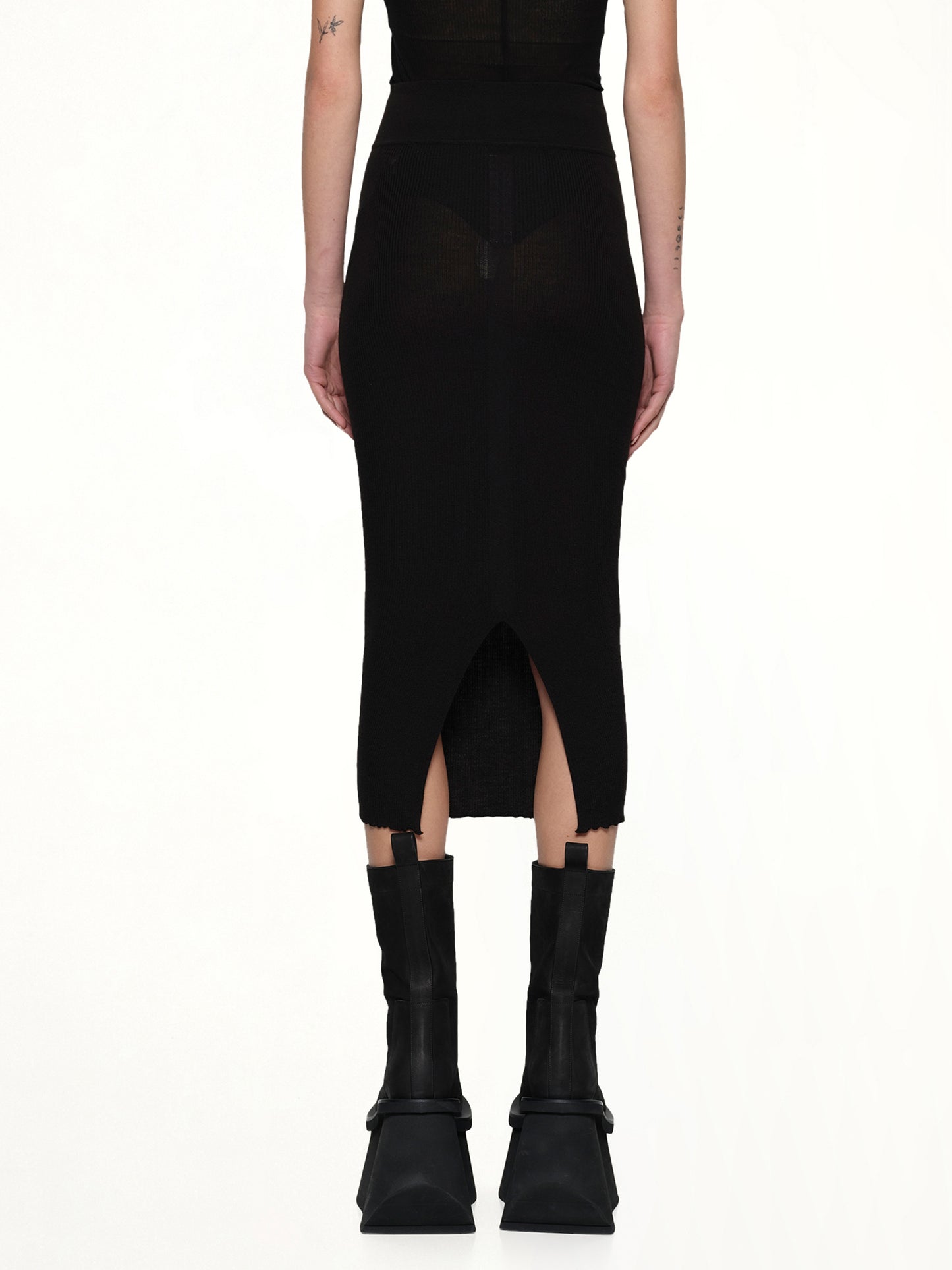 Calf Skirt Motivo in Black