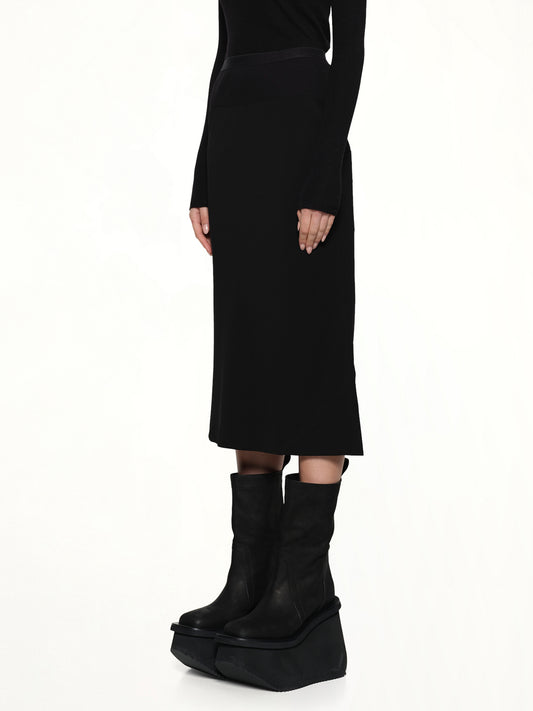 Knee Bias Light Skirt in Black