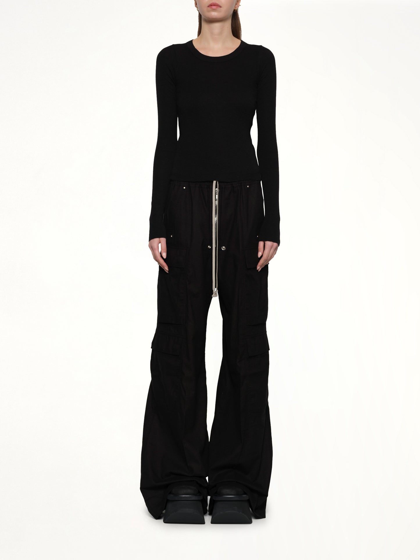 Cropped Rib Long Sleeve T in Black