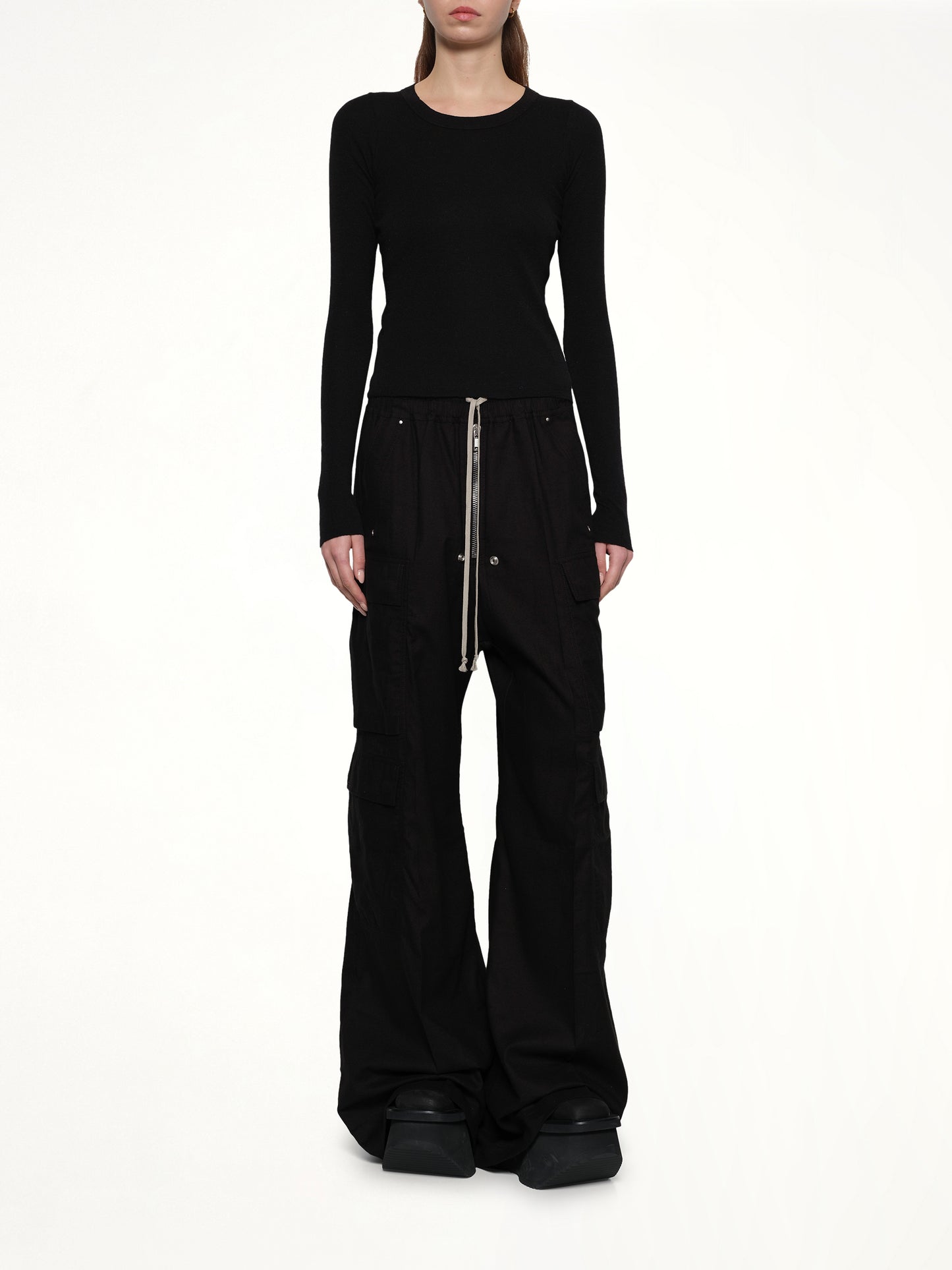 Cropped Rib Long Sleeve T in Black