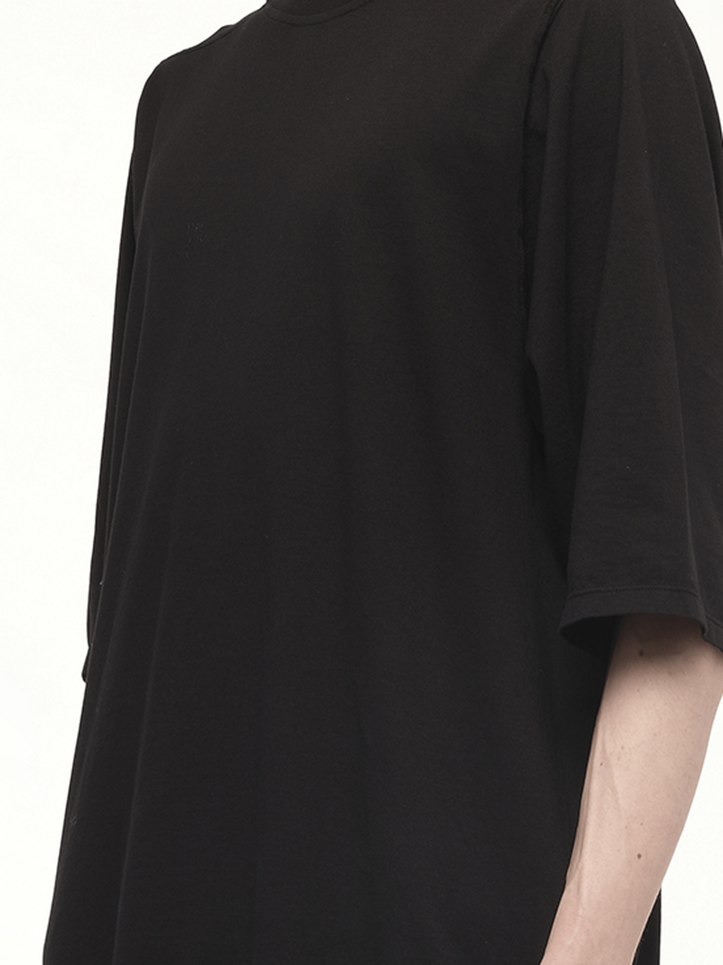 Jumbo SS T-Shirt in Black