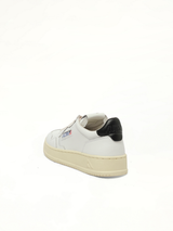 Medalist Low Sneakers in White/Black Top View | AUTRY
