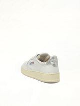 Medalist Low Sneakers in White/Silver Top View | AUTRY