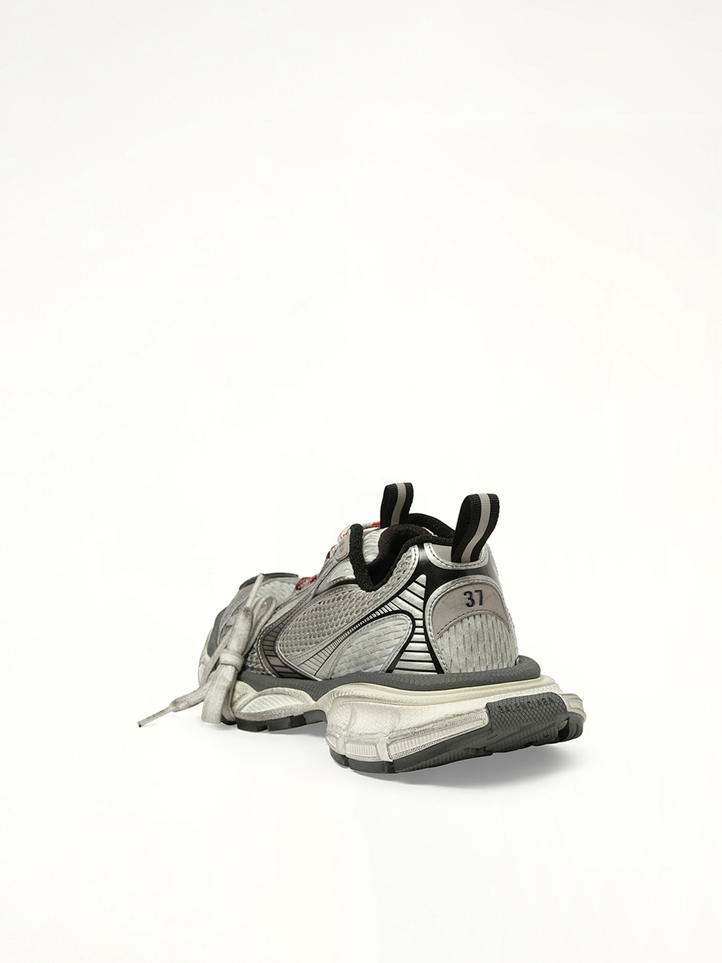 Balenciaga 3XL Sneaker in Grey/White/Red