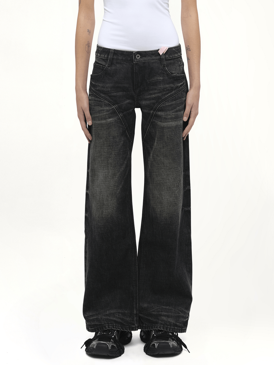 Dirty Wash Straight Jeans in Black