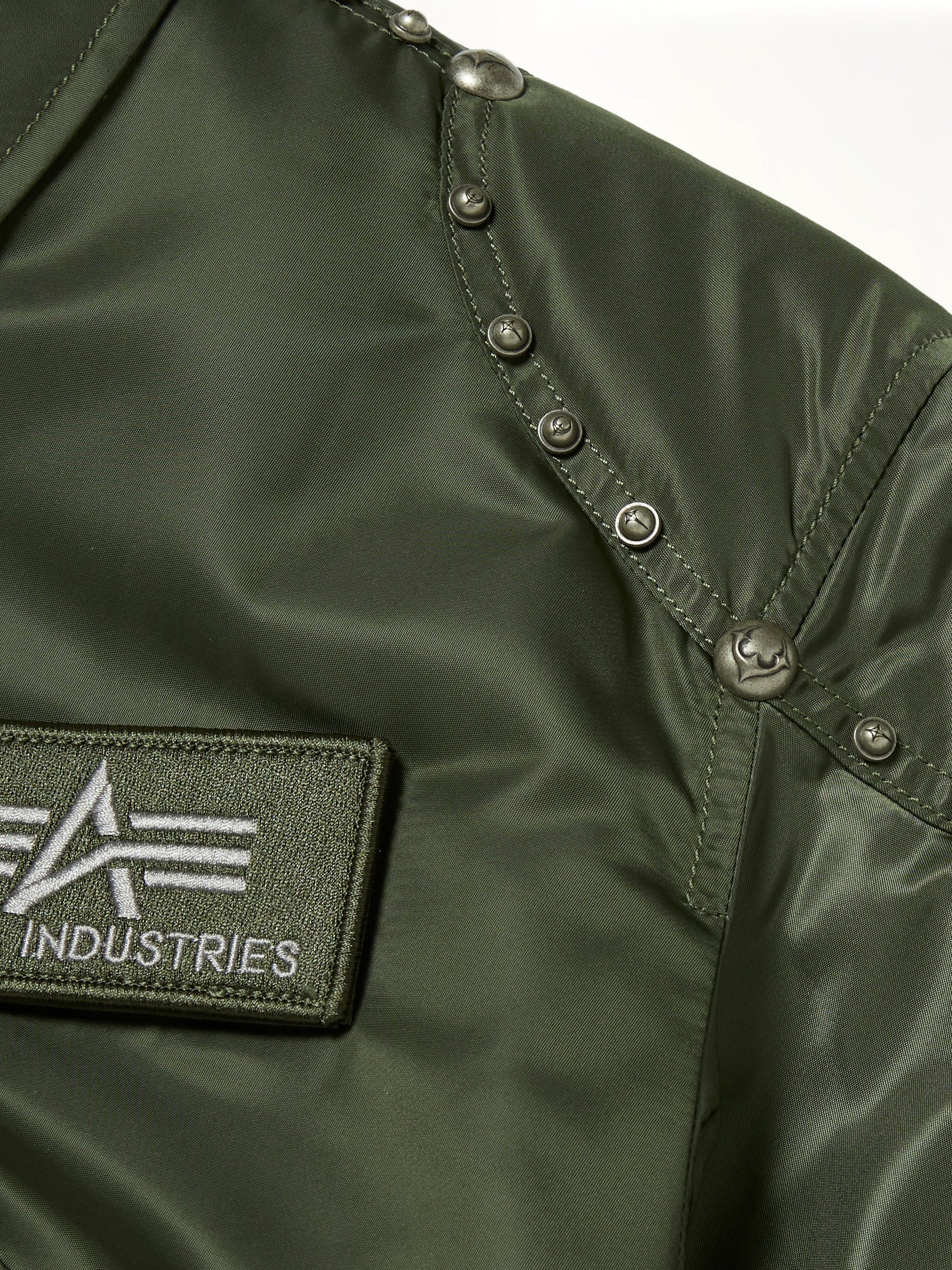 TC x Alpha Industries 봄버 재킷 (리벳 버전) 세이지