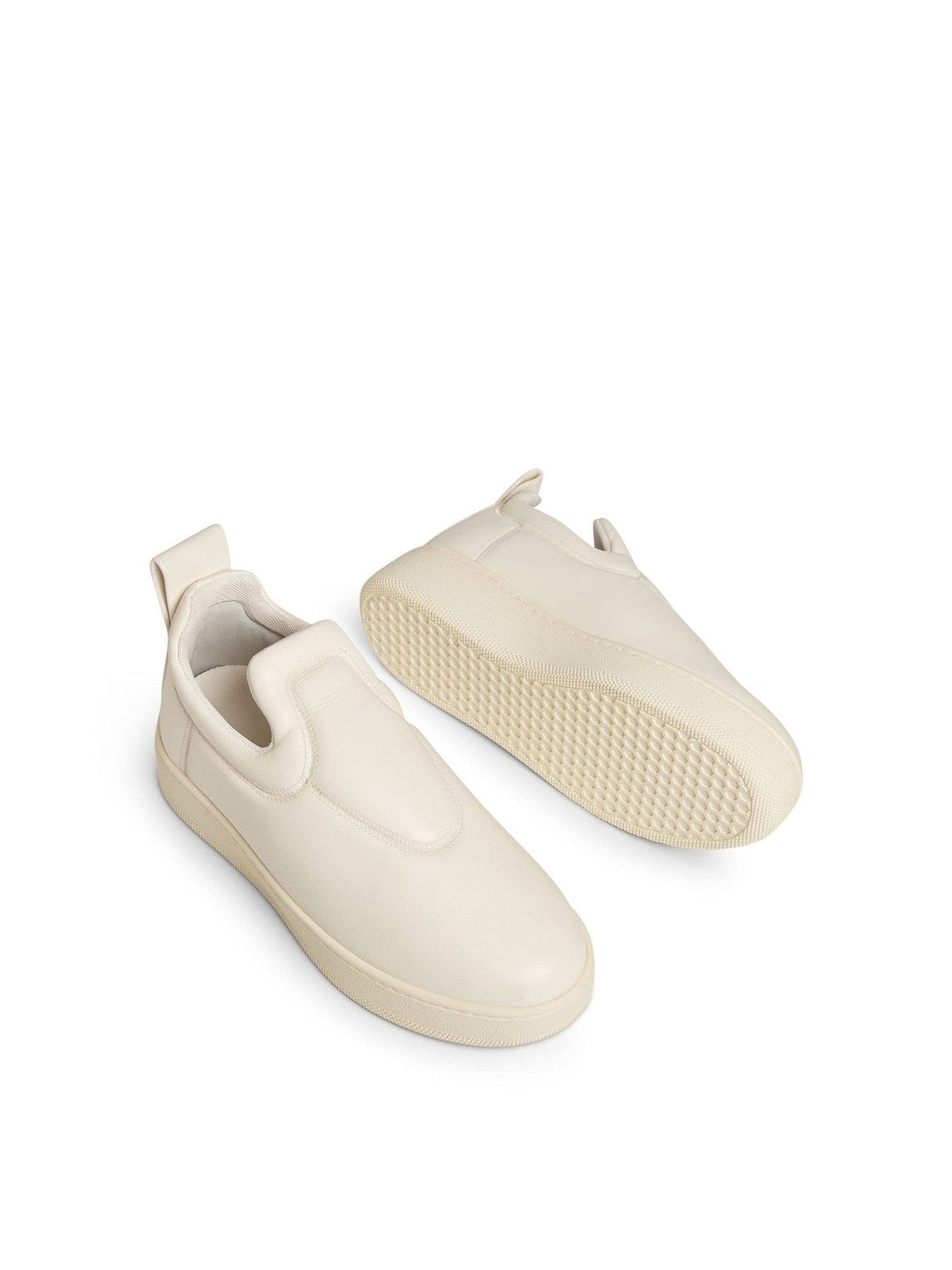 Pull On Sneaker 35 in Nappa