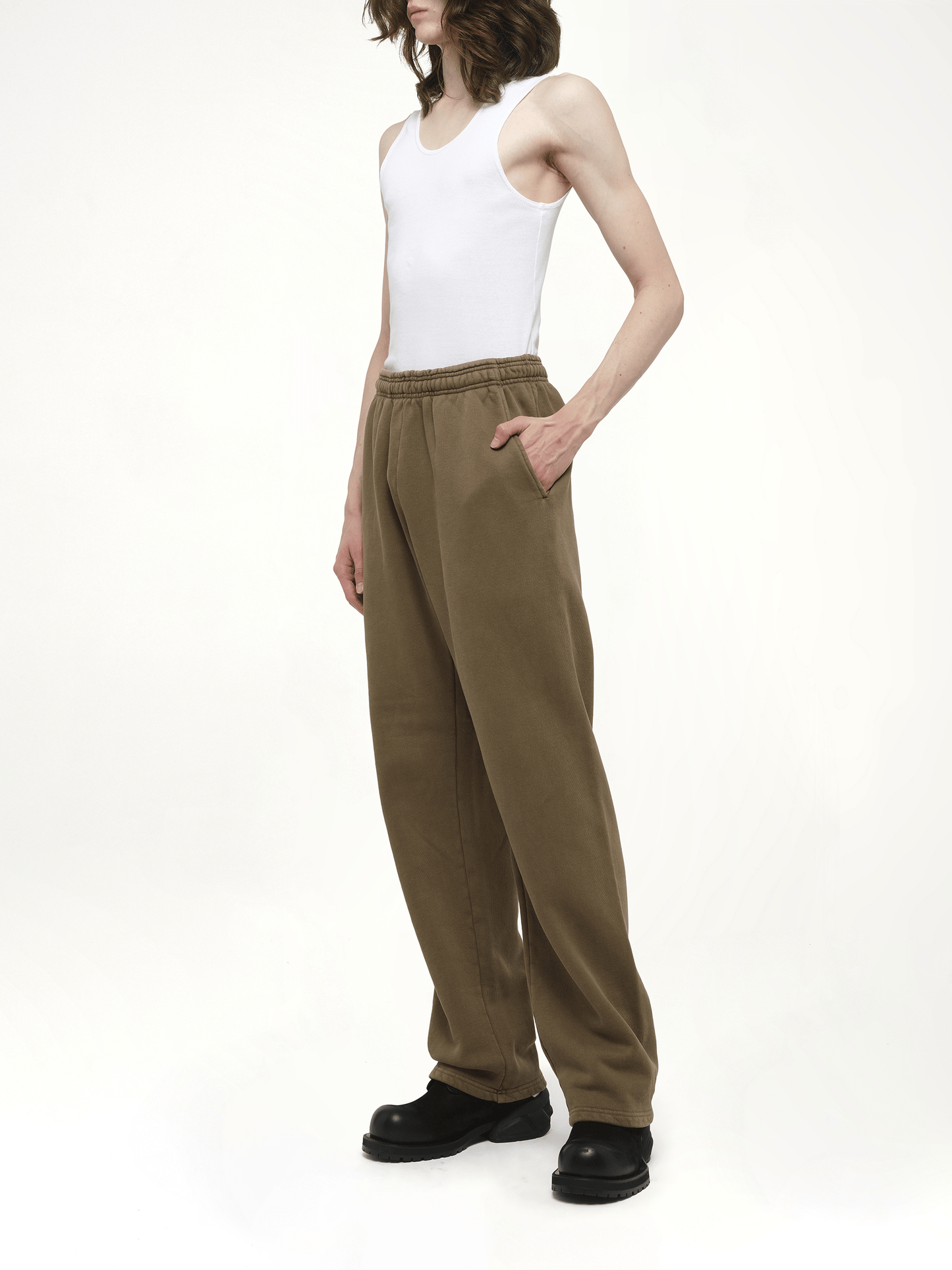 Straight-Leg Sweatpants in Military