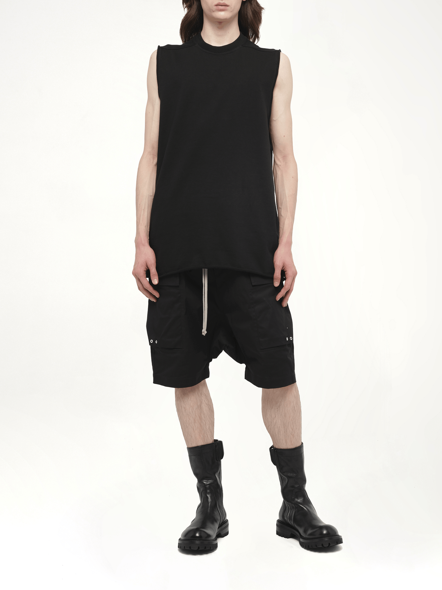 Jumbo Sleeveless Tank in Black