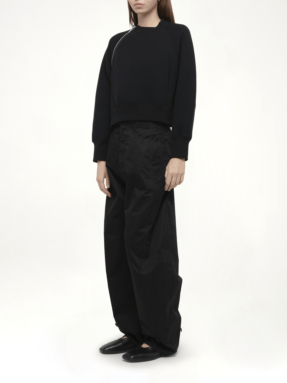 S Sponge Sweat Pullover in Black