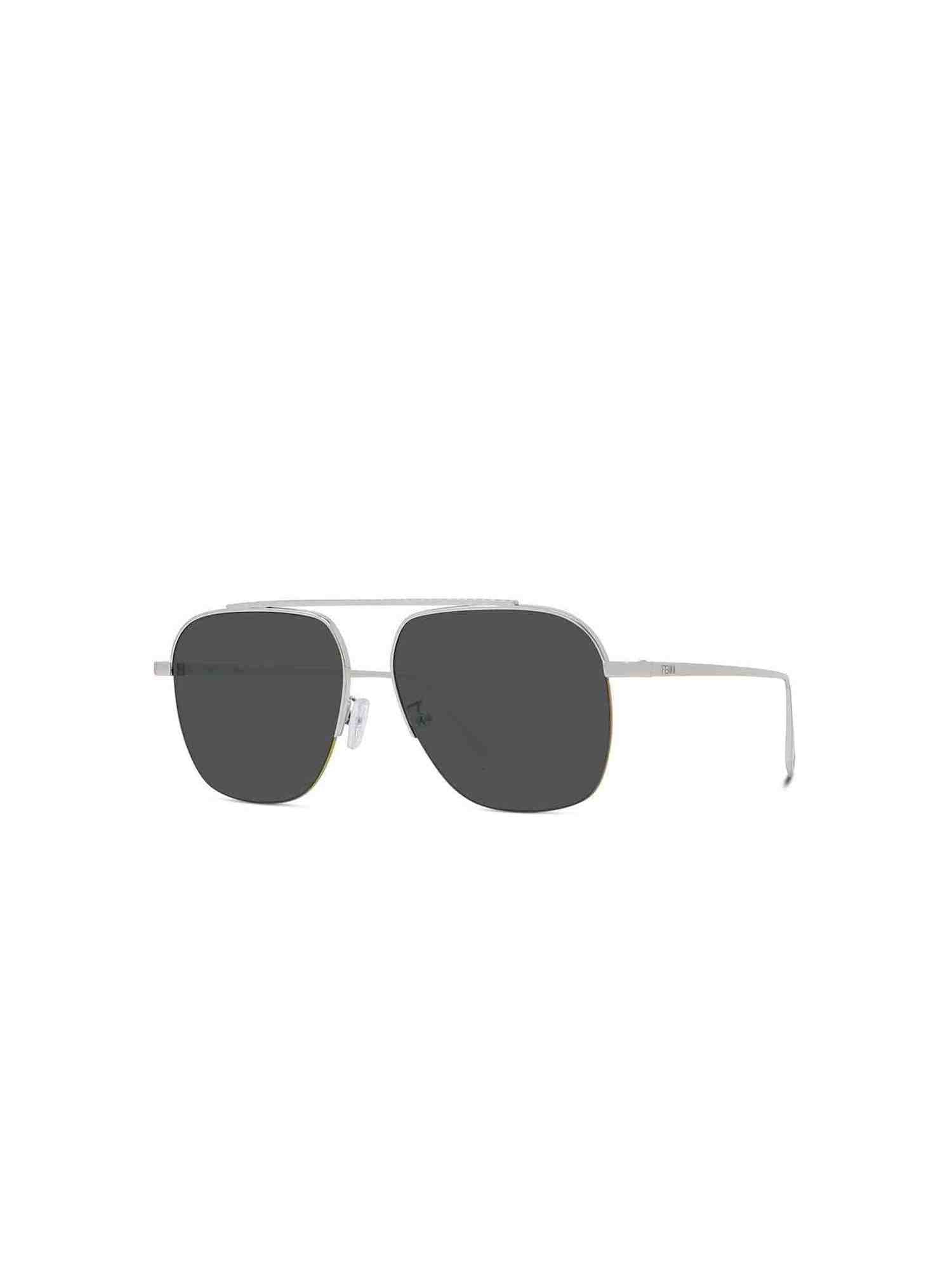 FE40005U Aviator Sunglasses with Smoke Lens in Shiny Palladium