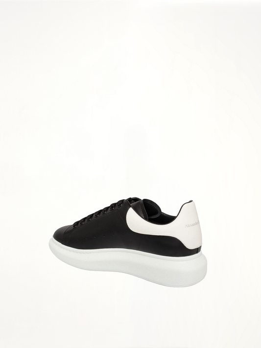 Larry Oversized Sneaker in Black/White
