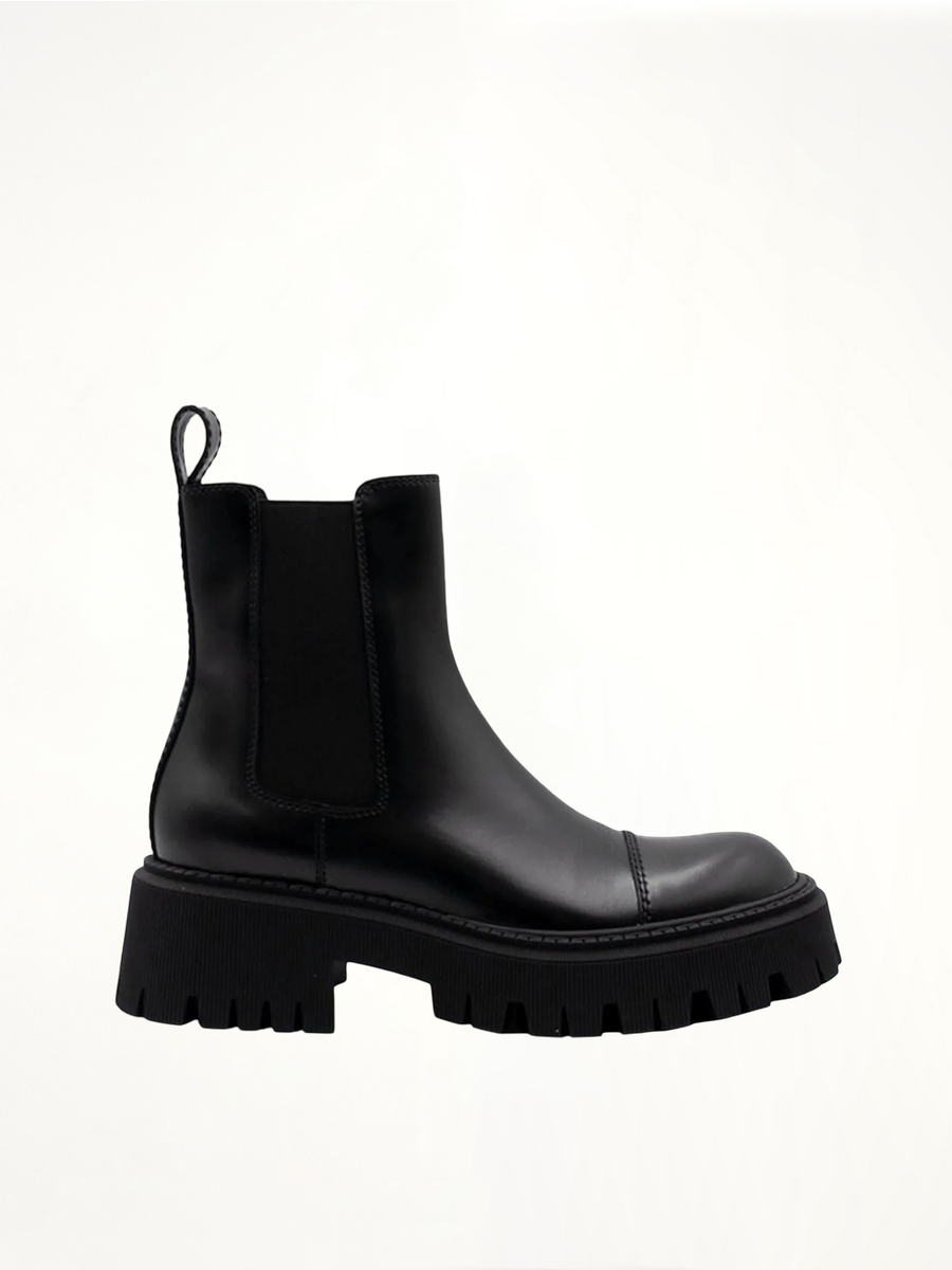 Tractor Ankle Boots in Black Side View | BALENCIAGA