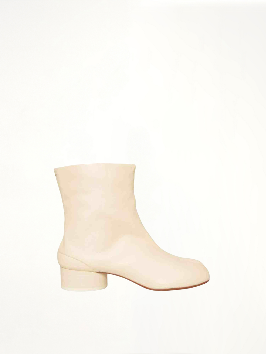 Tabi Ankle Boots 3cm Heel in White Side View | MAISON MARGIELA