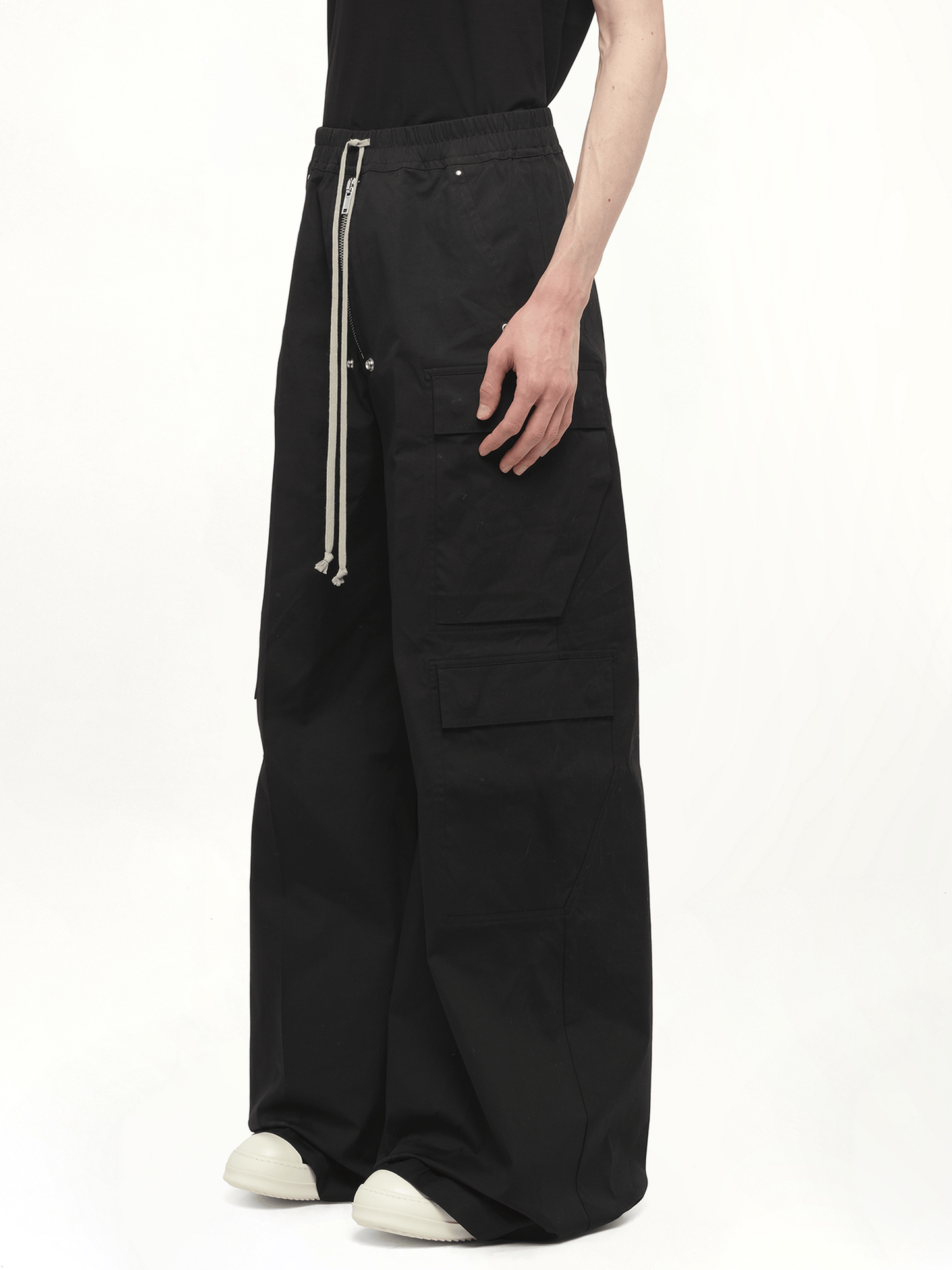 Cargobelas Pants in Black