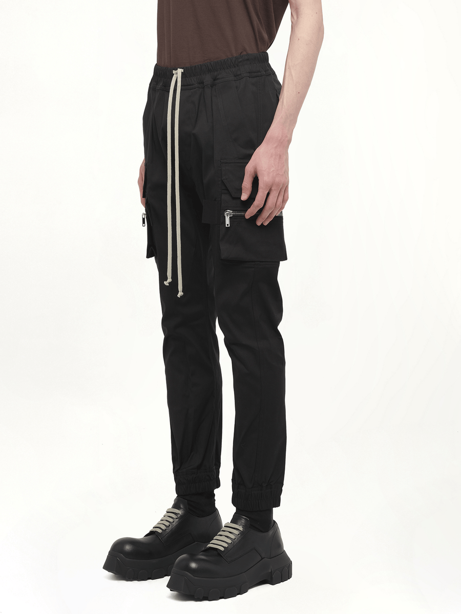 Mastodon Cargo Pants in Black