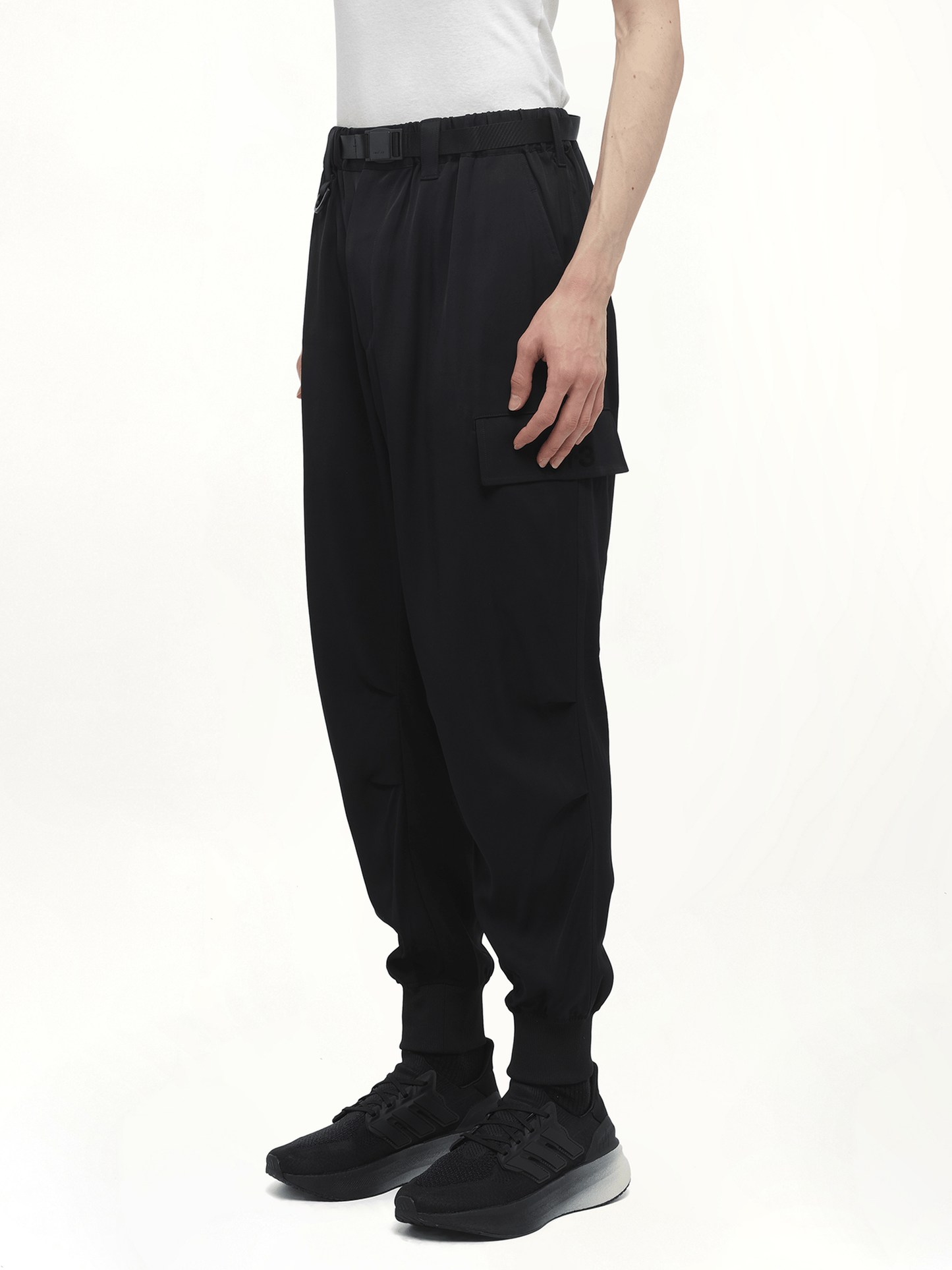 Rayon Twill Cuffed Pants in Black