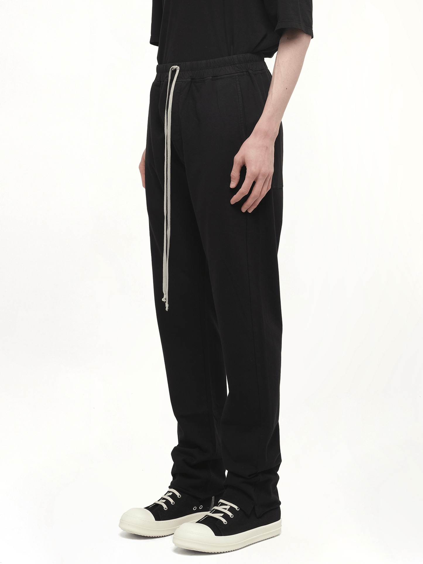 Berlin Drawstring in Black