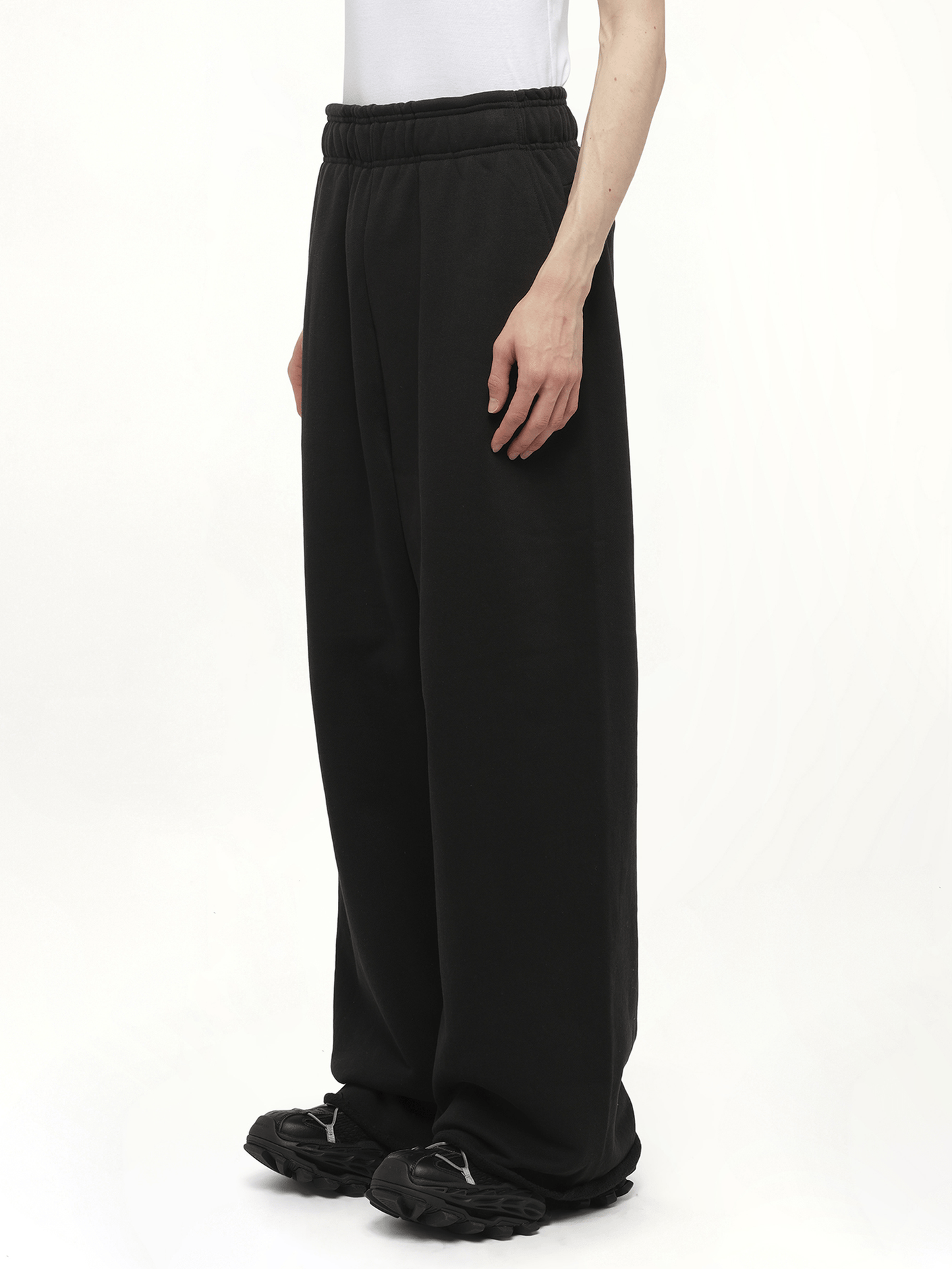 Full Sweatpants in Soot