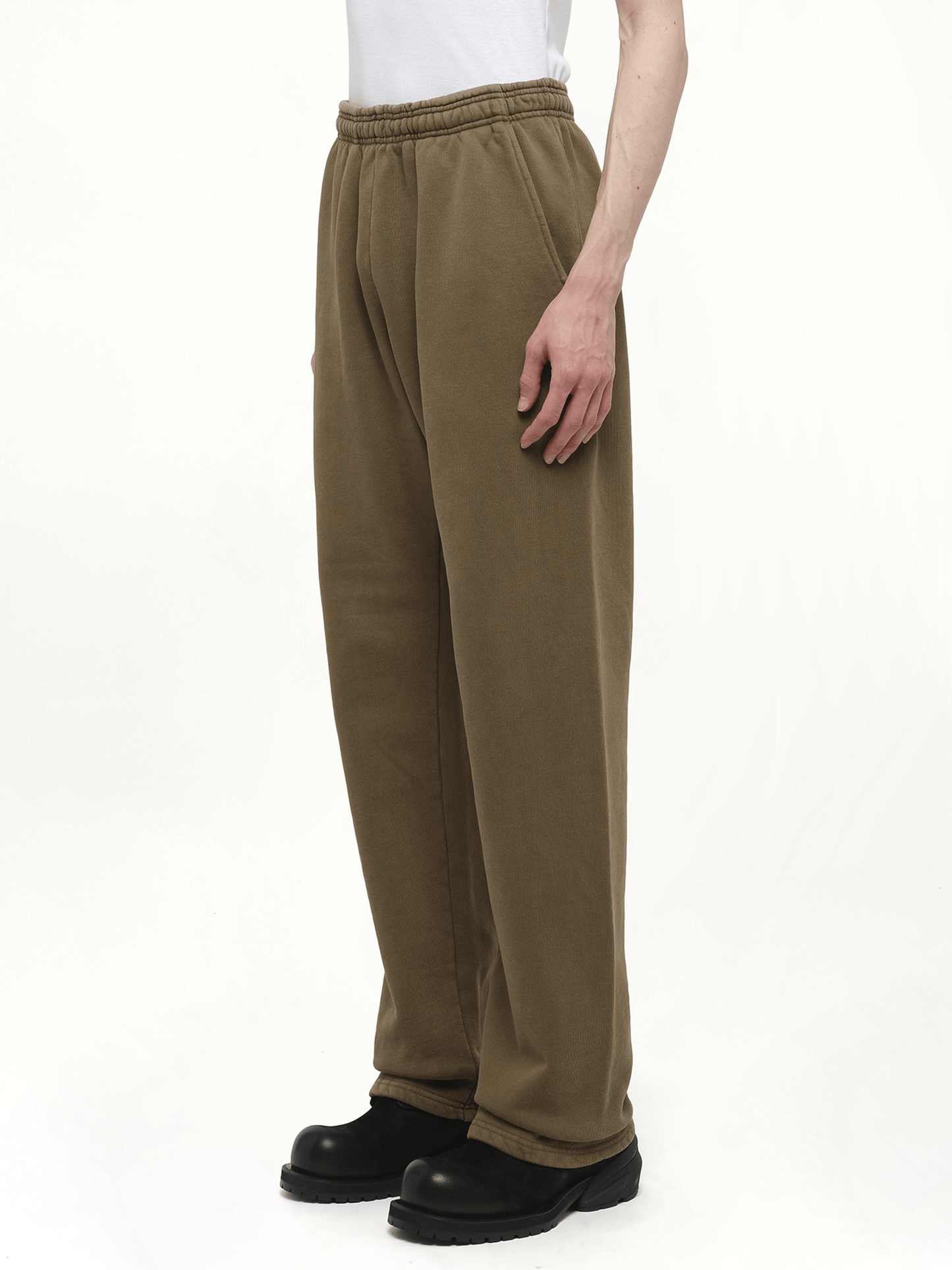 Straight-Leg Sweatpants in Military