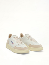 Medalist Low Sneakers in White Front View | AUTRY