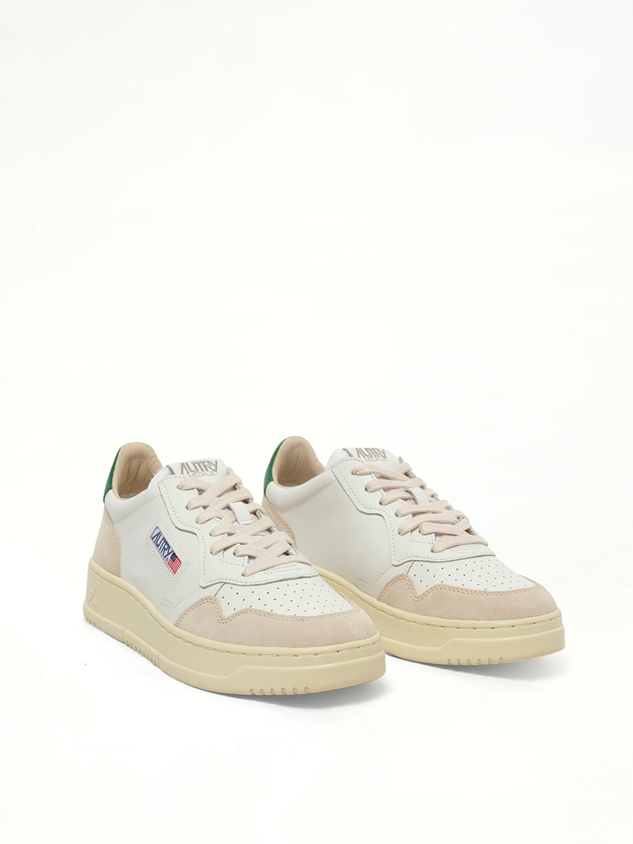 Medalist Low Sneakers in White/Amazon Front View | AUTRY