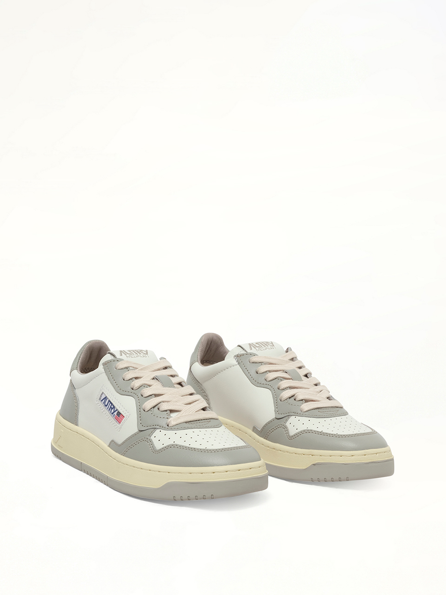 Medalist Low Sneakers in White/Vapor Front View | AUTRY
