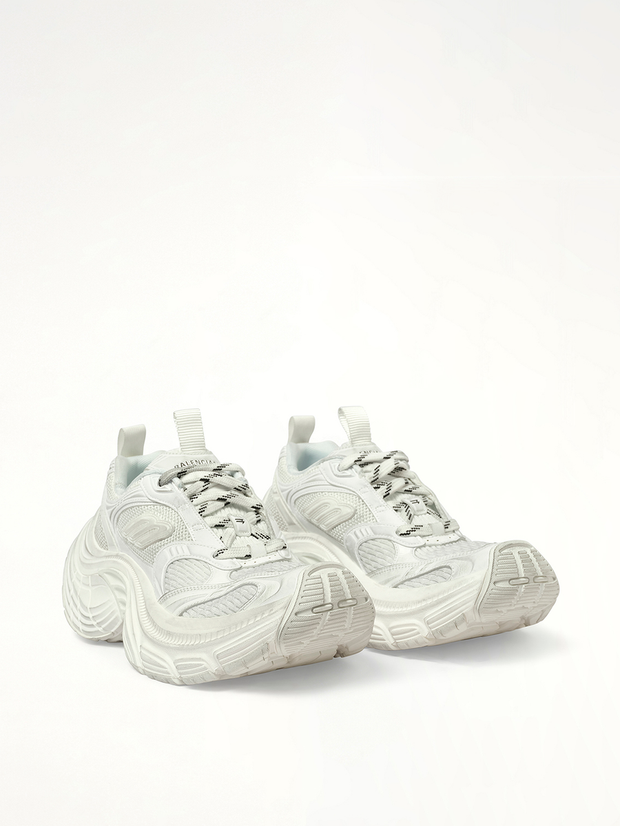 6XL Sneaker in White Front View | BALENCIAGA