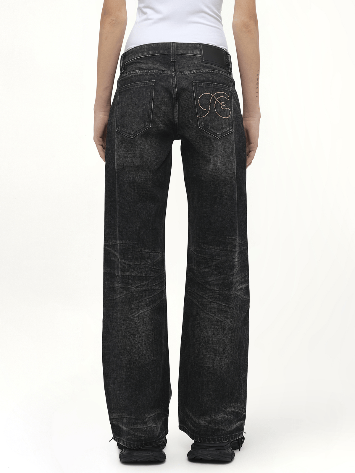 Dirty Wash Straight Jeans in Black