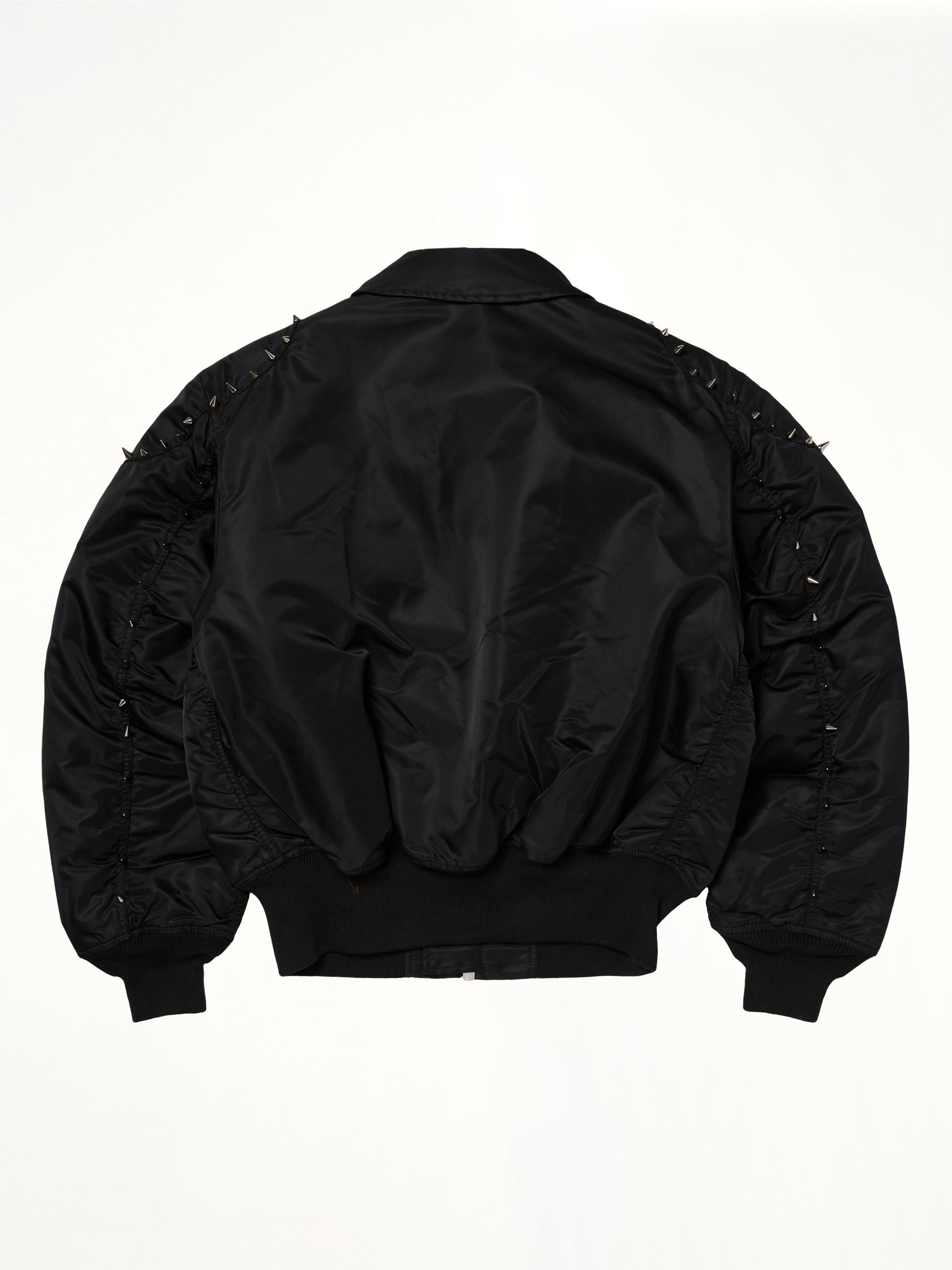 TC x Alpha Industries 봄버 재킷 (스파이크 버전) 블랙