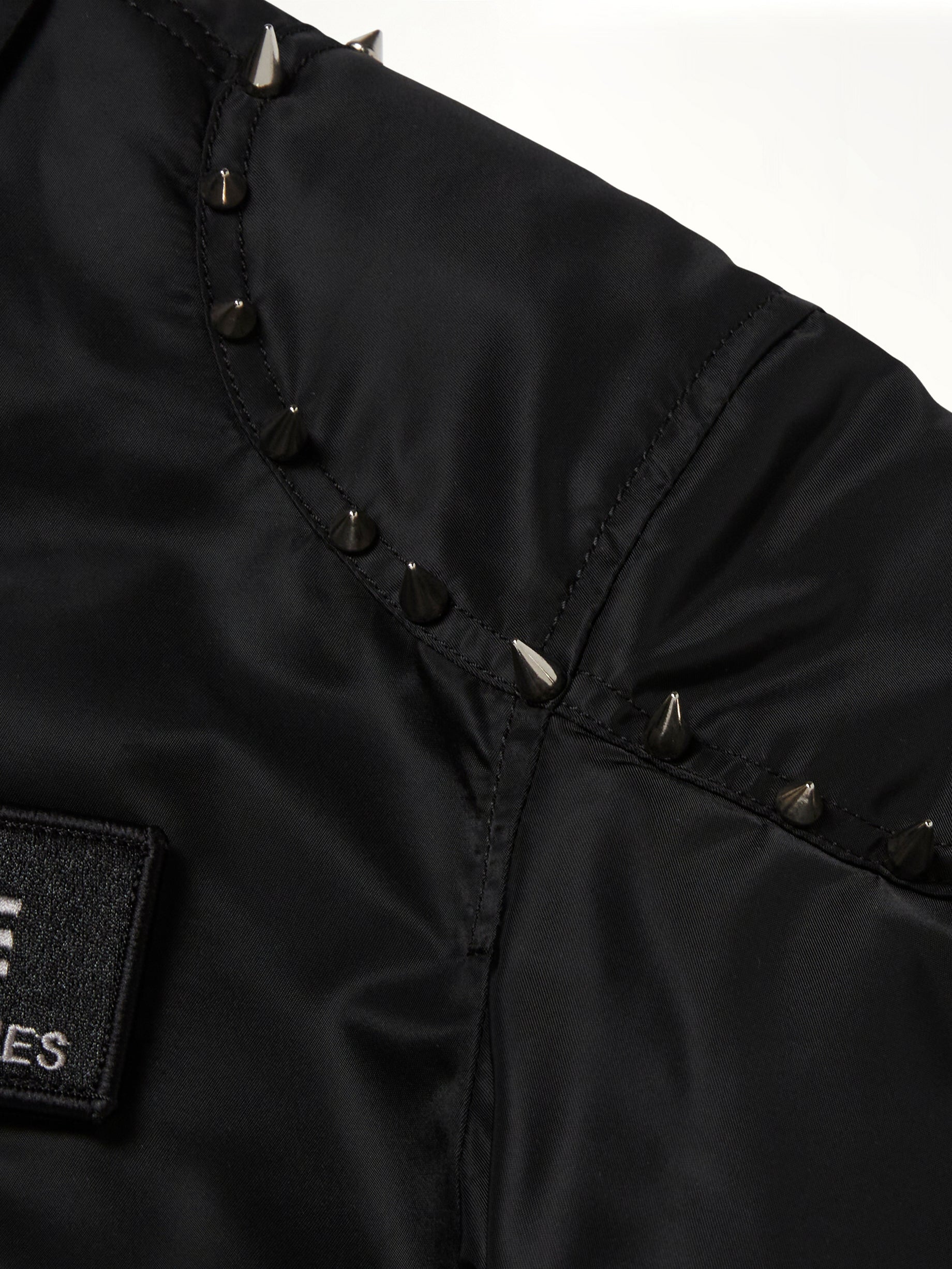 TC x Alpha Industries 봄버 재킷 (스파이크 버전) 블랙