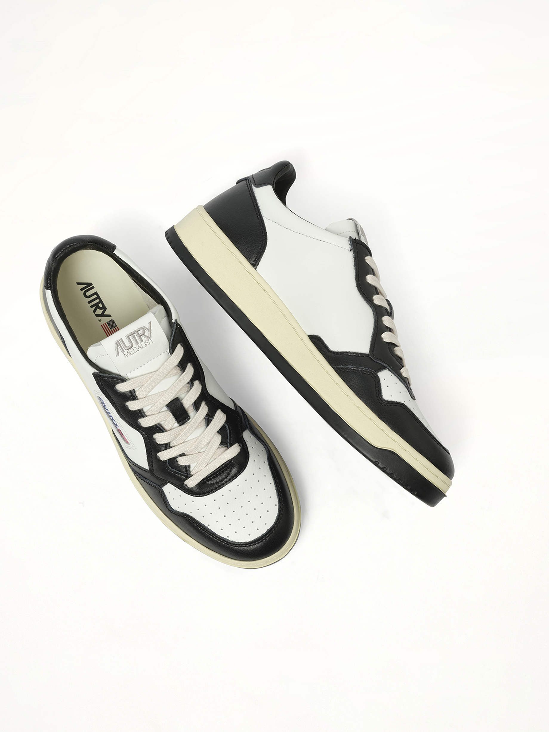 Medalist Low Bicolour Sneakers in White/Black Back View | AUTRY