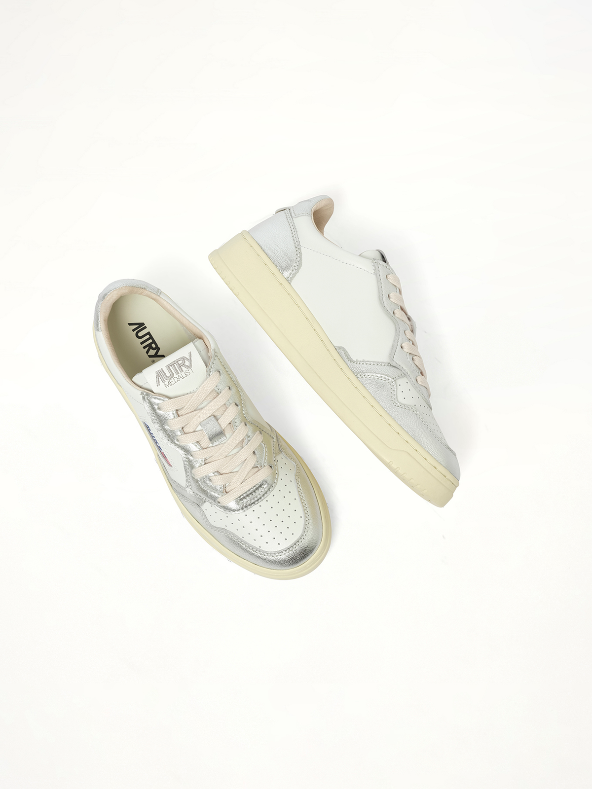 Medalist Low Bicolour Sneakers in White/Silver Back View | AUTRY
