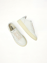 Medalist Low Sneakers in White/Silver Back View | AUTRY