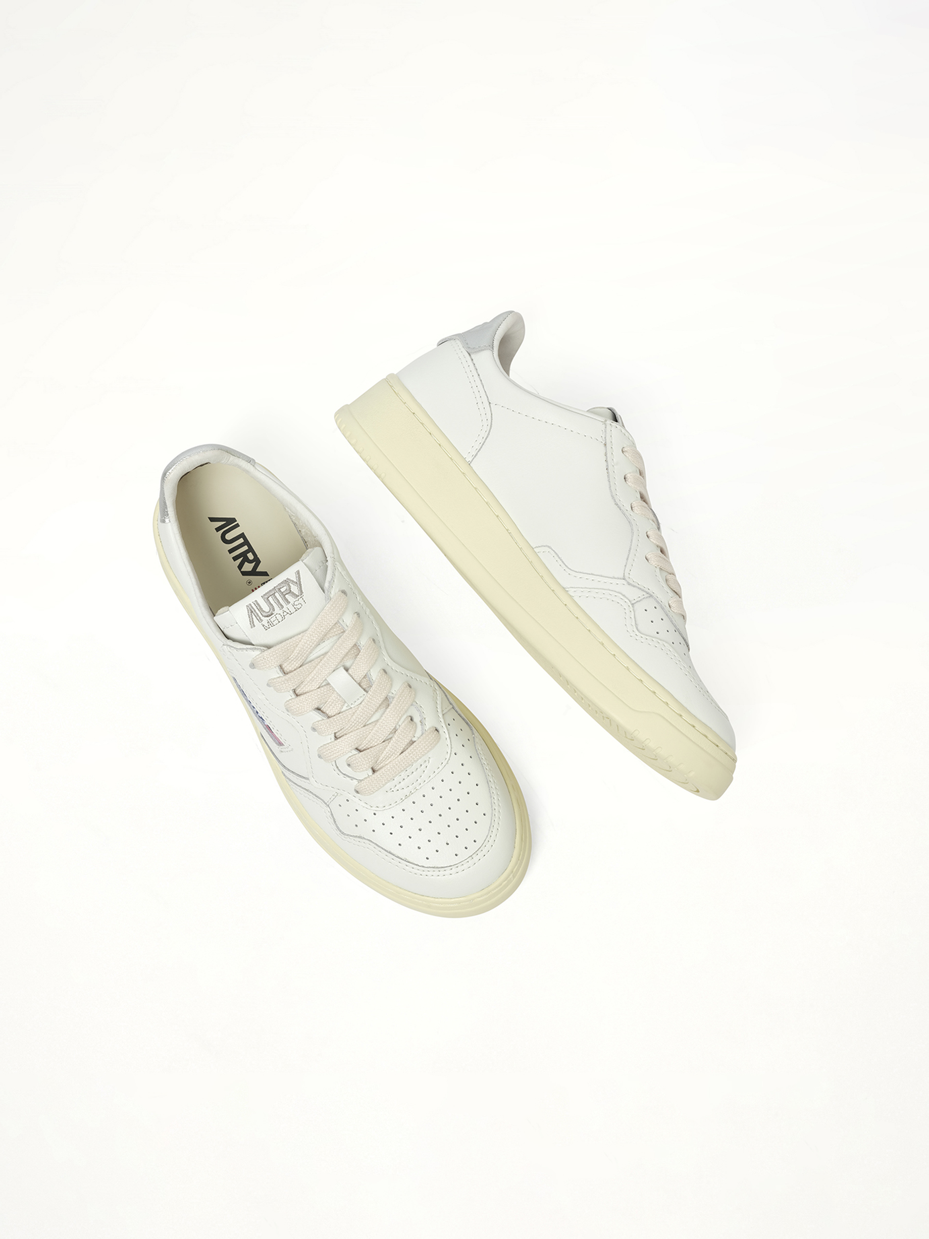 Medalist Low Sneakers in White/Silver Back View | AUTRY
