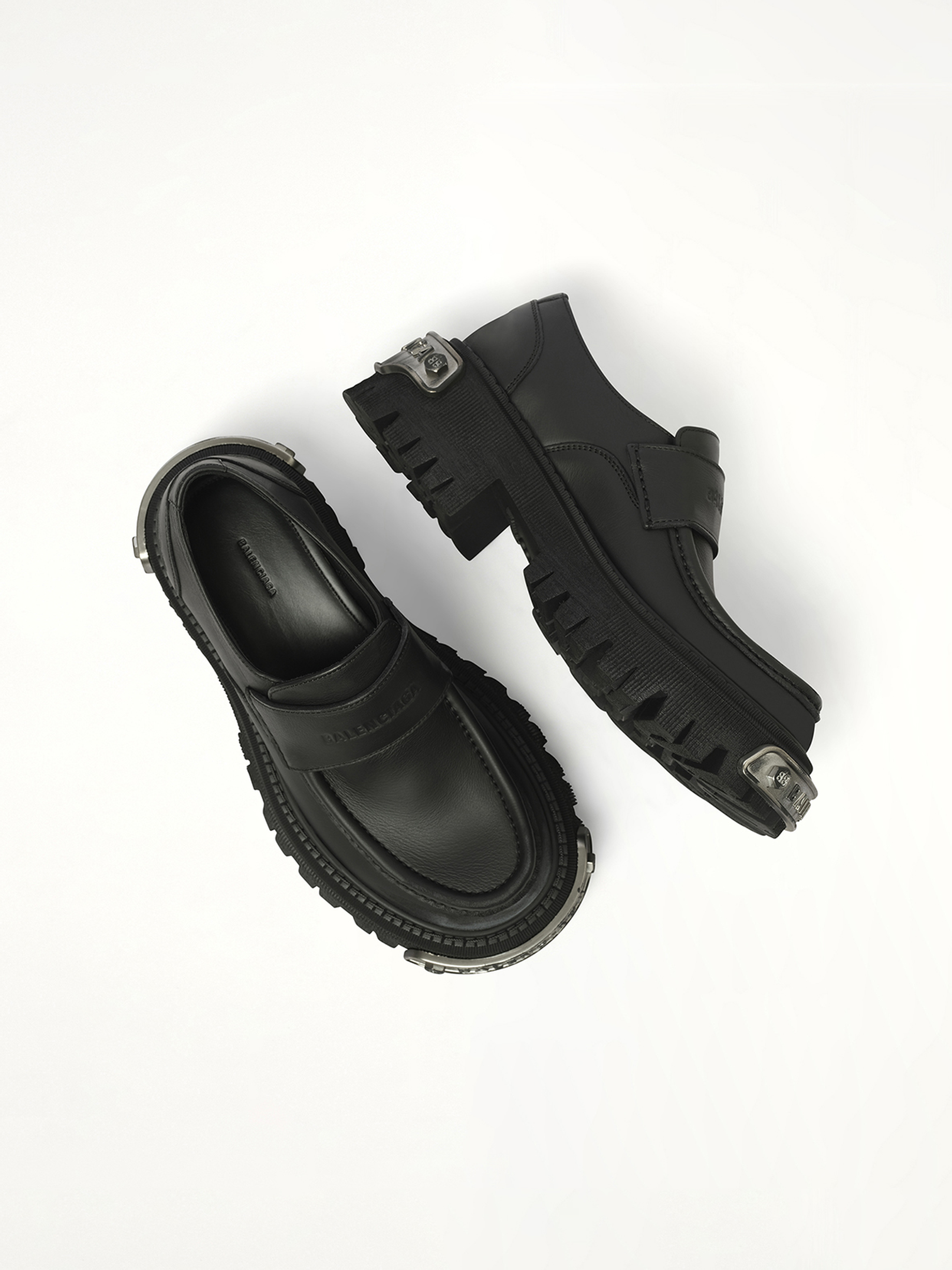 Tractor Loafer L20 in Black/Silver Top View | BALENCIAGA