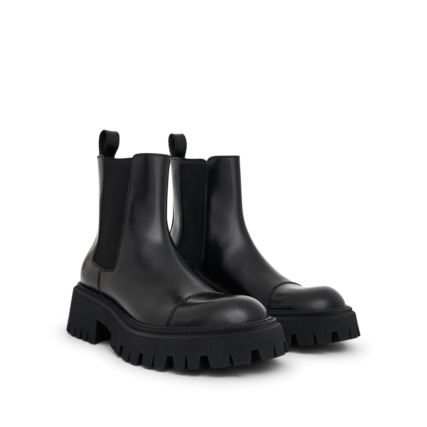 Tractor Chelsea Boots in Black