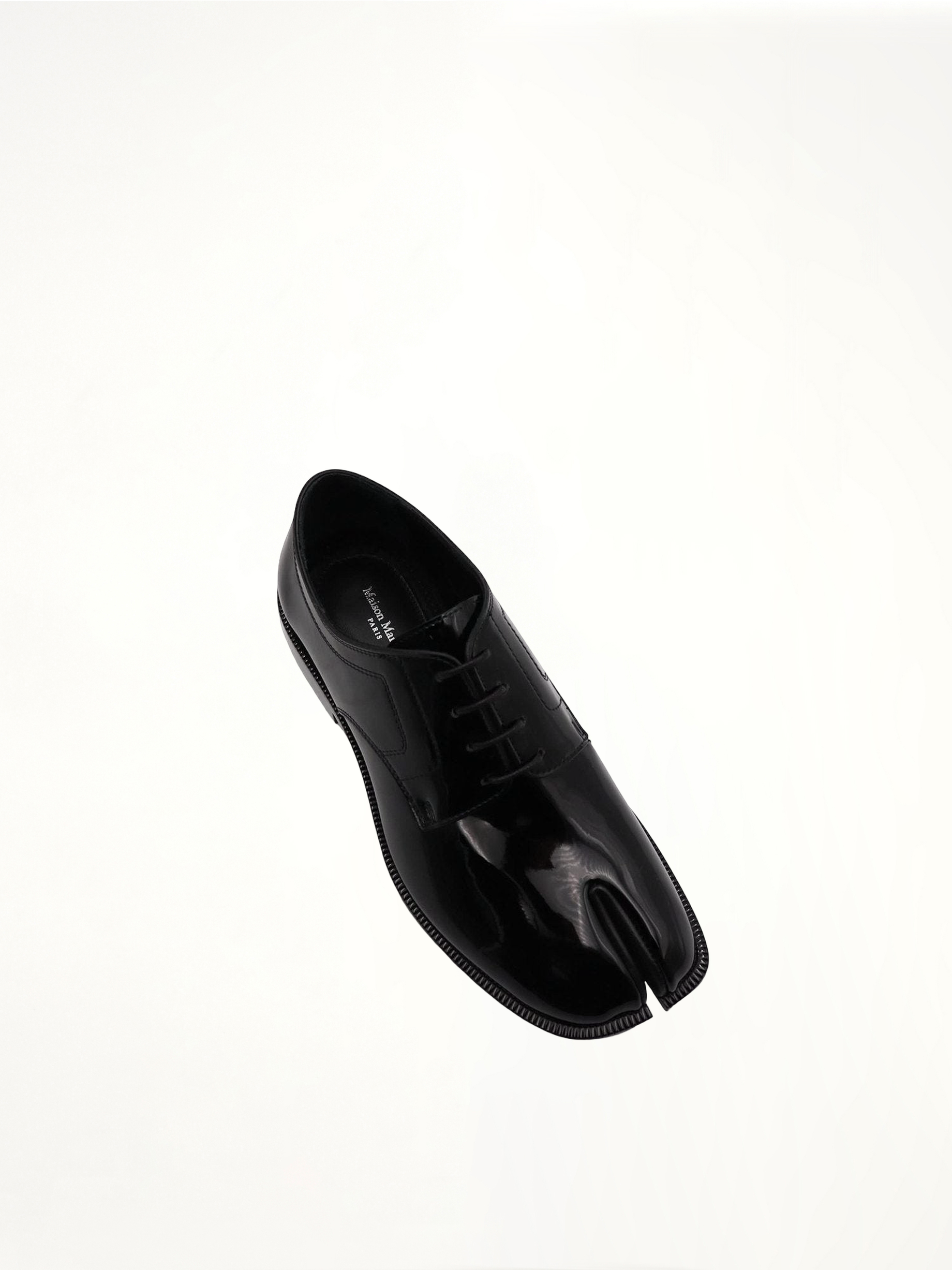Tabi Lace-ups Shoes in Shine Black Top View | MAISON MARGIELA