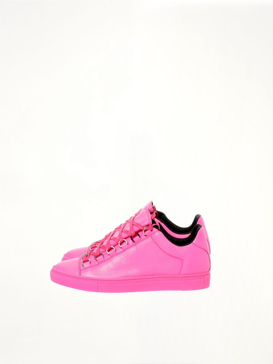 Sneaker in Pink Side View | BALENCIAGA
