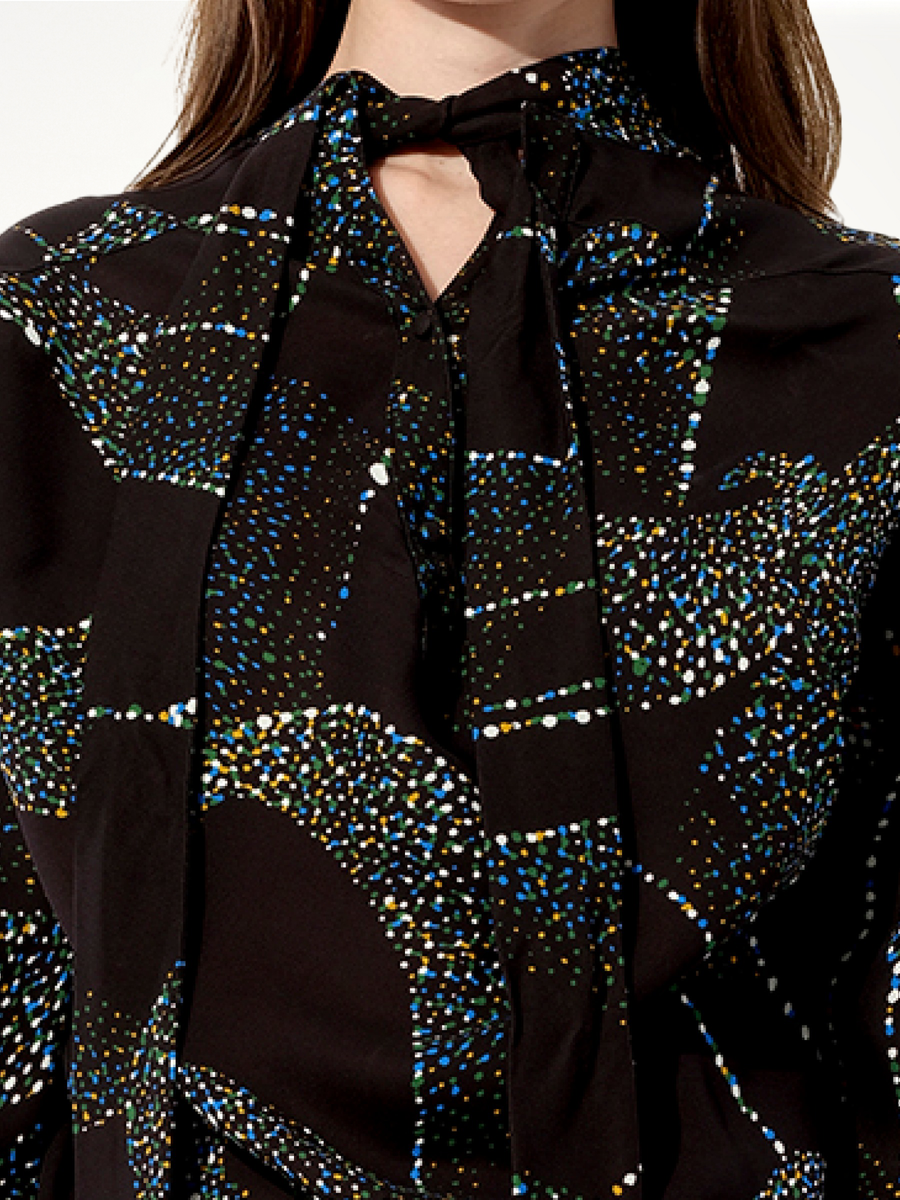 Crepe Shirt in Black