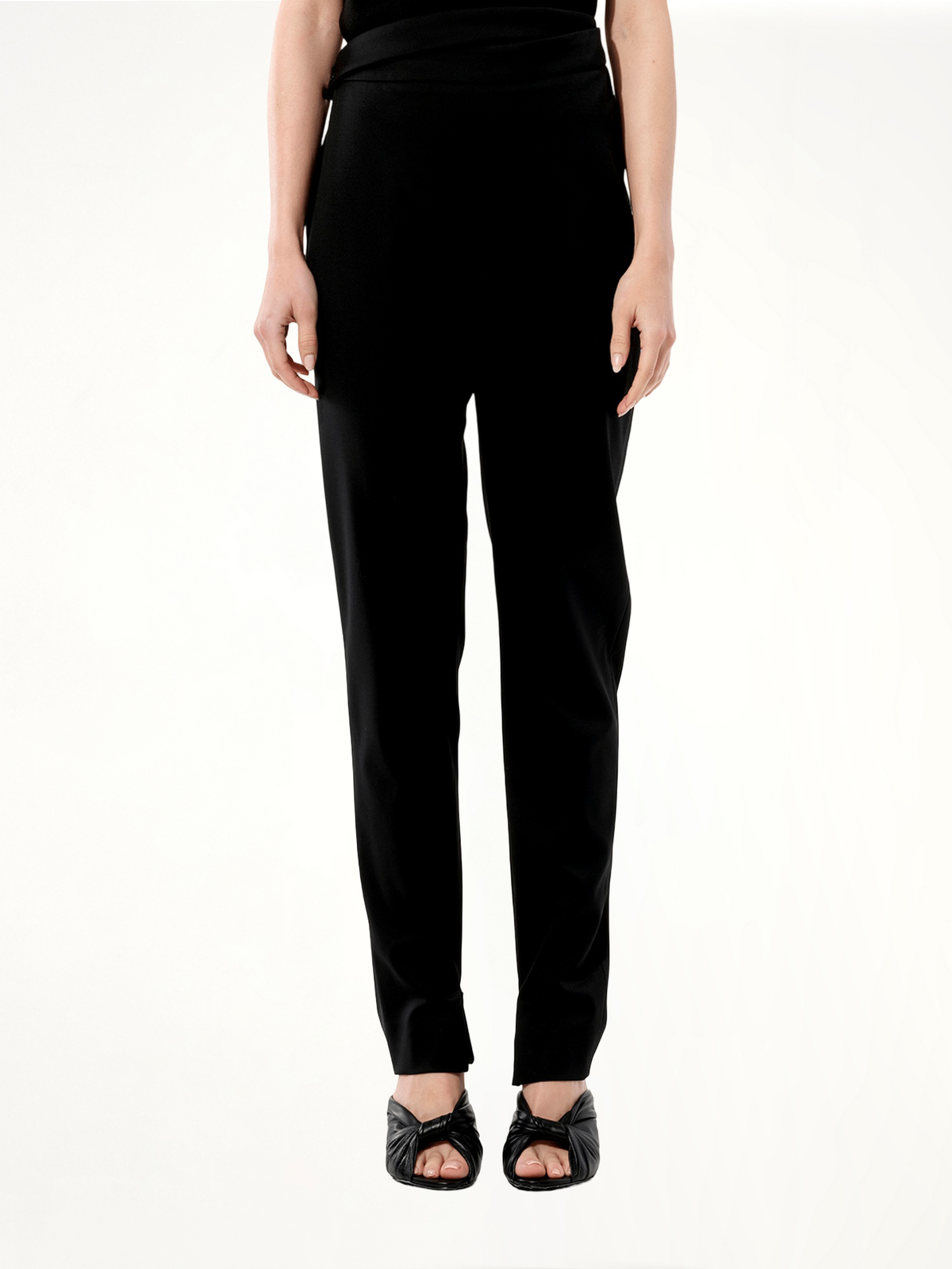 Lainage Pants in Black