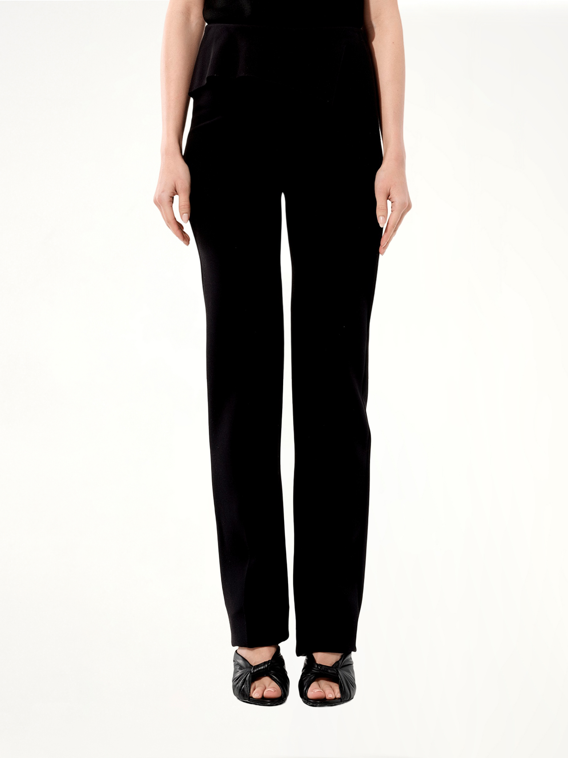 Casual Pants in Black
