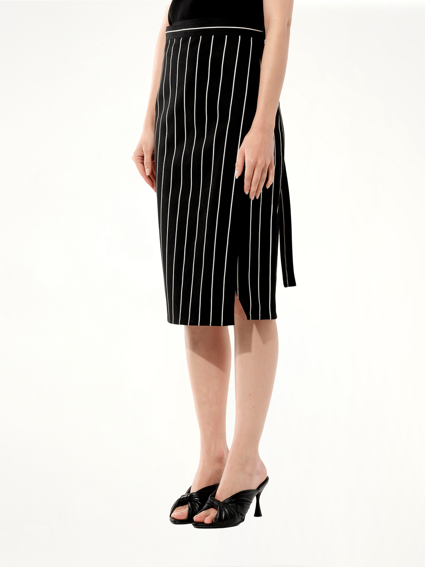 Tablier Skirt in Black